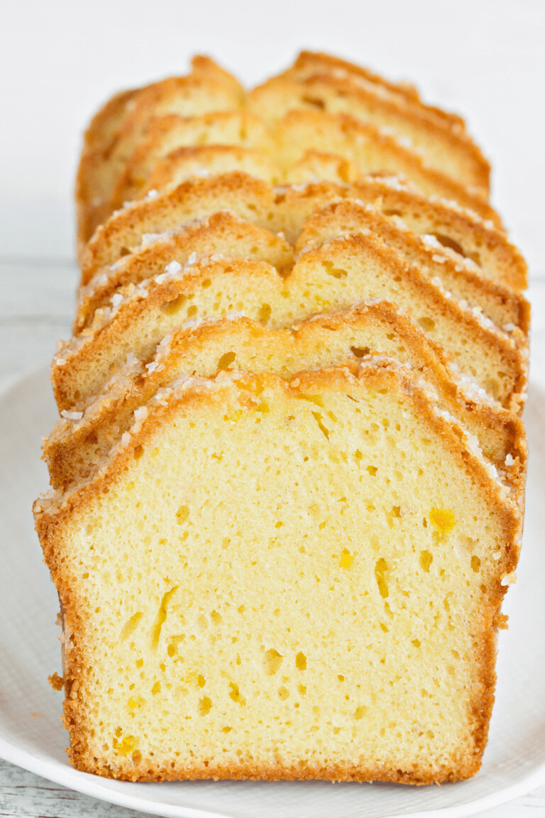Craving a bright, refreshing dessert? This Keto Lemon Pound Cake is your answer!